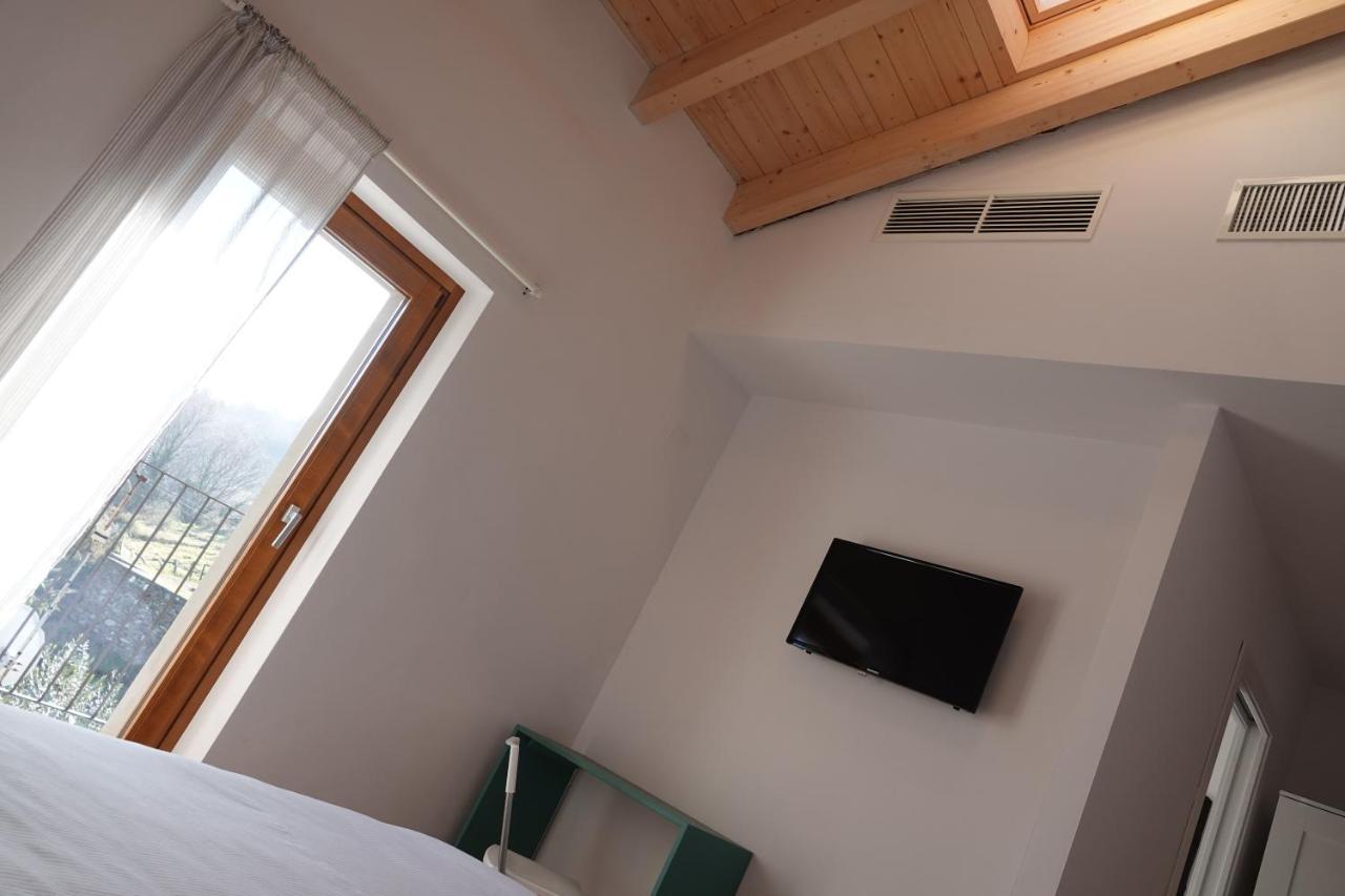 Bed and Breakfast Casale Bella.Vista Pianello Del Lario Exterior foto