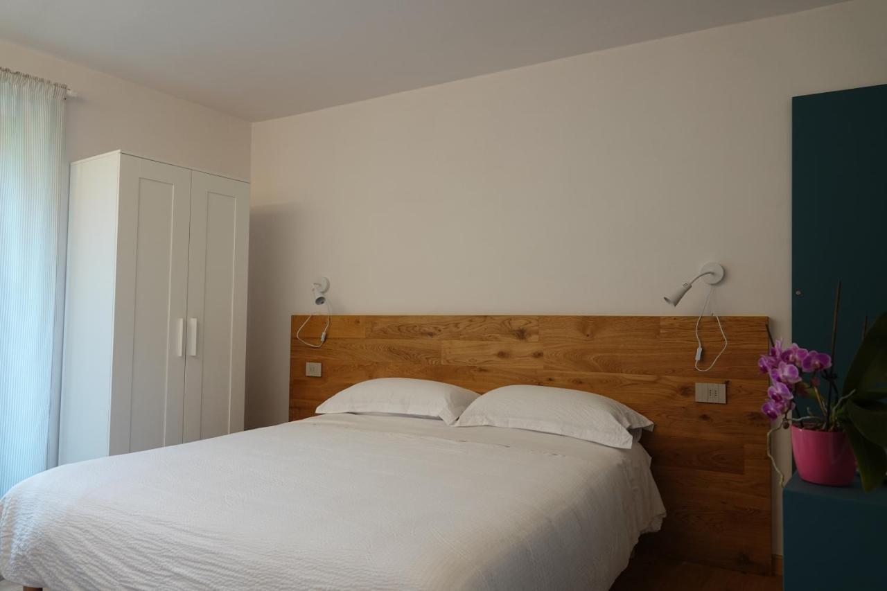 Bed and Breakfast Casale Bella.Vista Pianello Del Lario Exterior foto